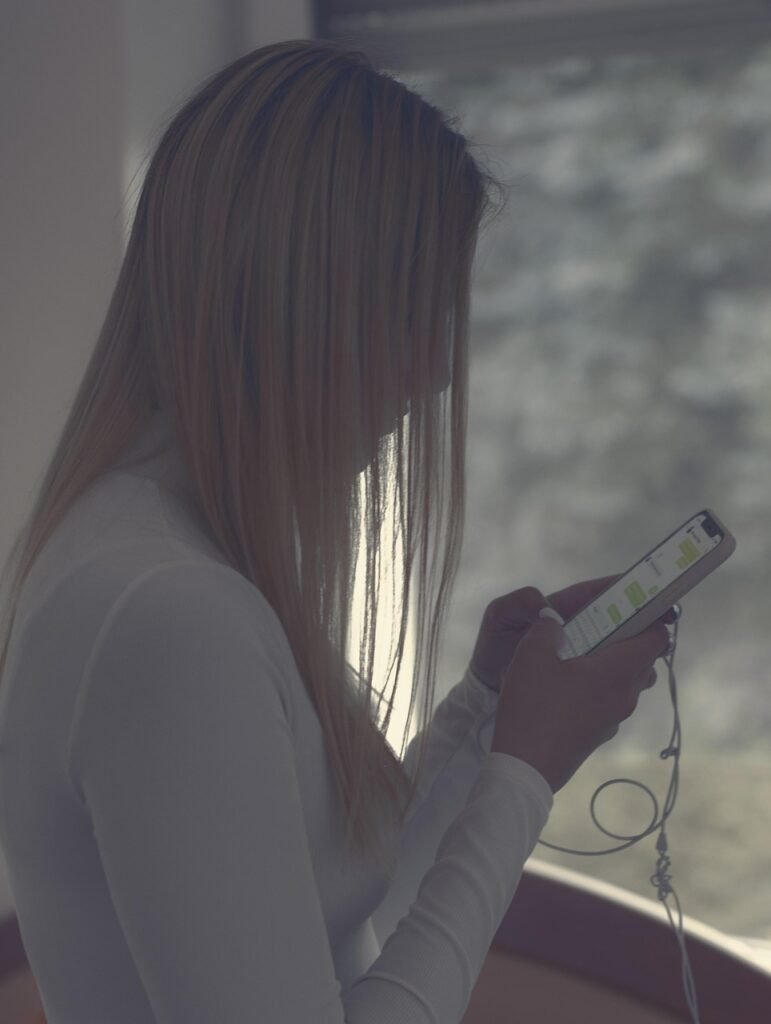girl with phone, smartphone, mobile, texting, chatting, communication, chatting, chatting, chatting, chatting, chatting