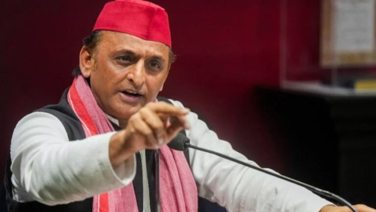samajwadi-party-akhilesh-yadav-constitution-day