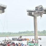 vadodara bridge collapse-SA