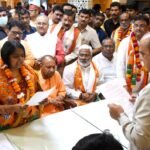लखनऊ में राज्यसभा चुनाव के लिए नामांकन का प्रतीकात्मक दृश्य